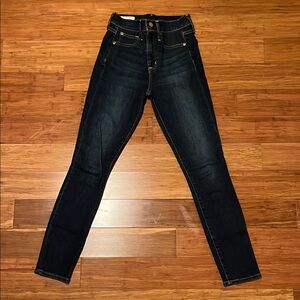 Gap true skinny dark wash Jeans.  Gently worn, from a pet free, smoke free home.